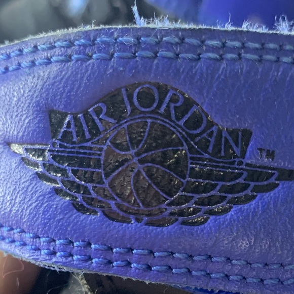 Blue kids Jordan’s💙 - Picture 5 of 6